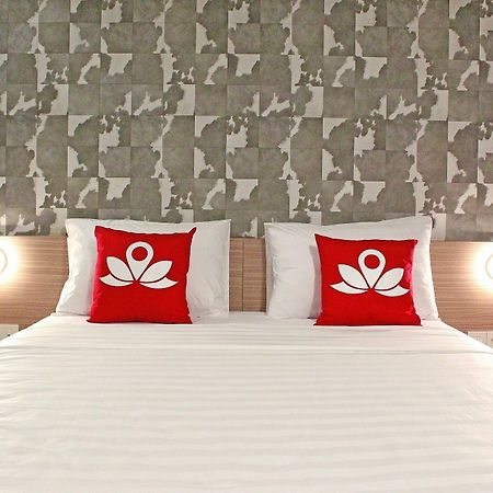 Hotel Zen Premium Sampoerna Strategic Square Jakarta Exterior foto