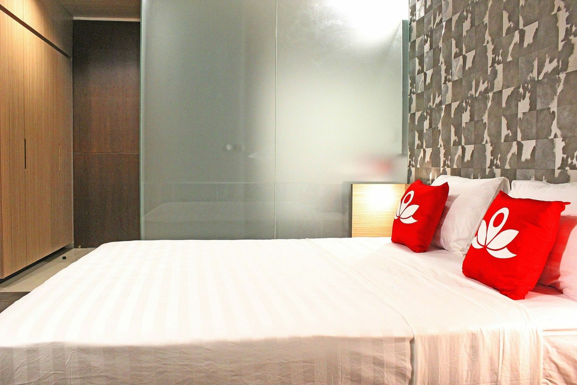 Hotel Zen Premium Sampoerna Strategic Square Jakarta Exterior foto