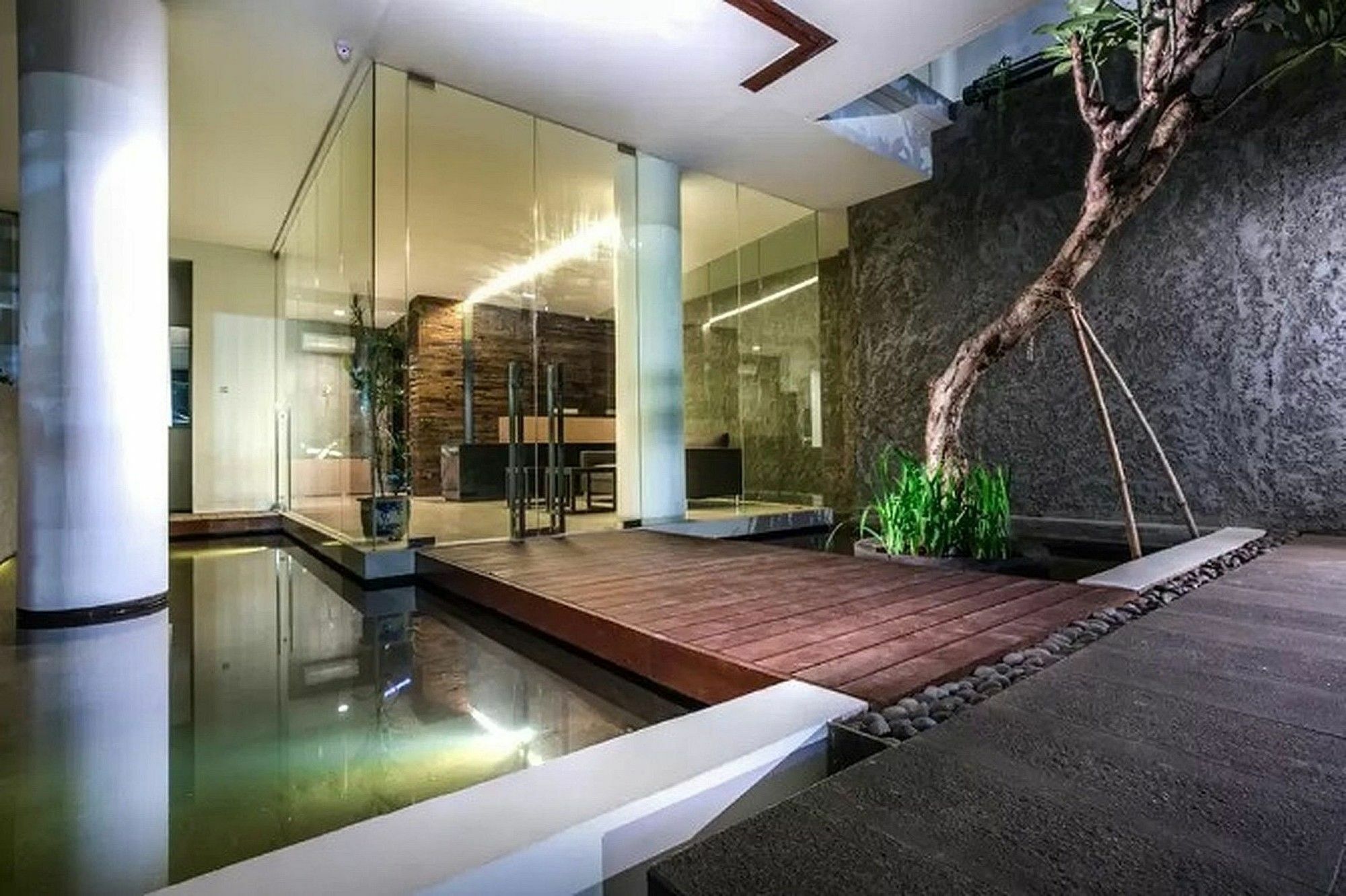 Hotel Zen Premium Sampoerna Strategic Square Jakarta Exterior foto
