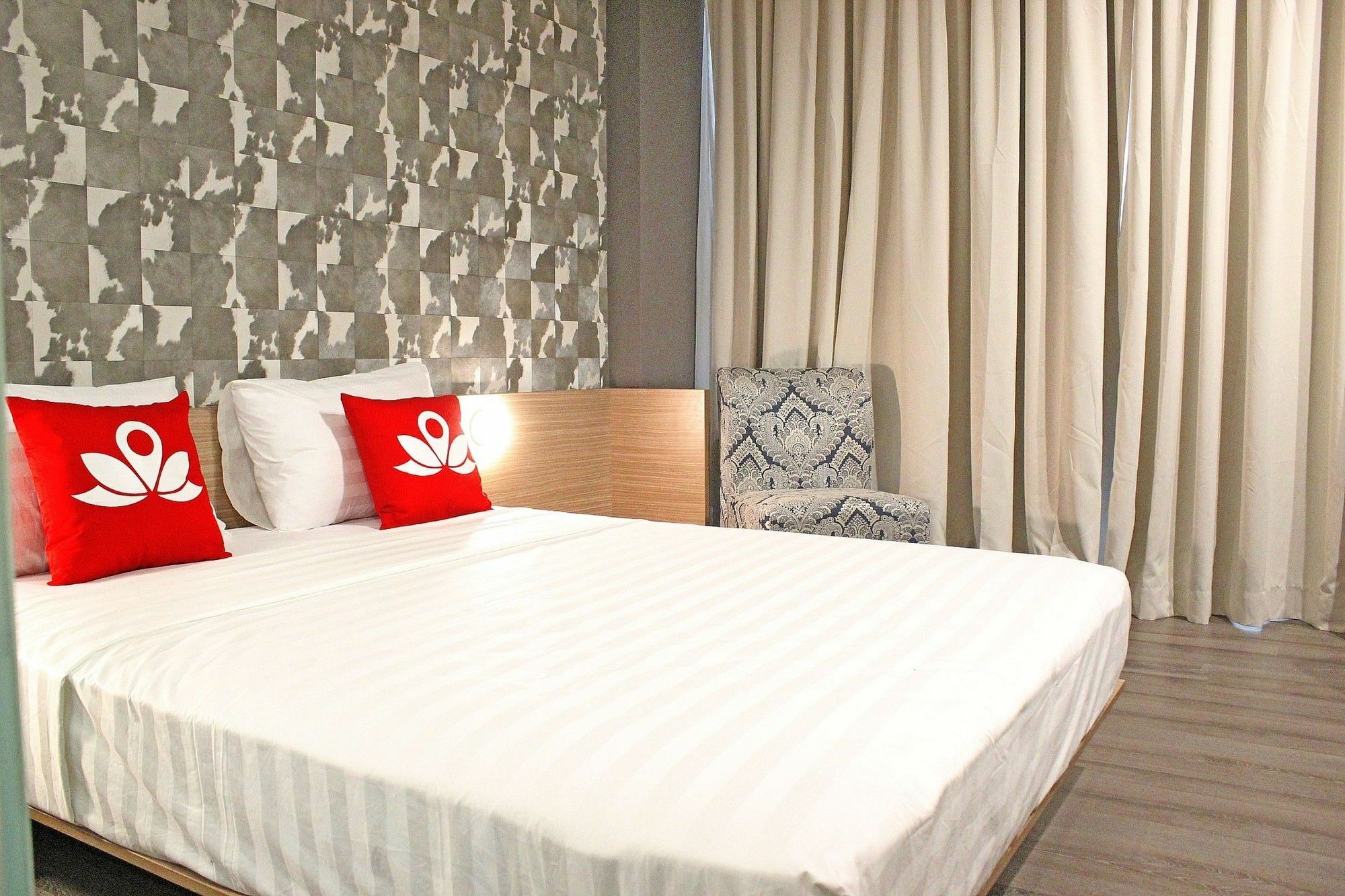 Hotel Zen Premium Sampoerna Strategic Square Jakarta Exterior foto