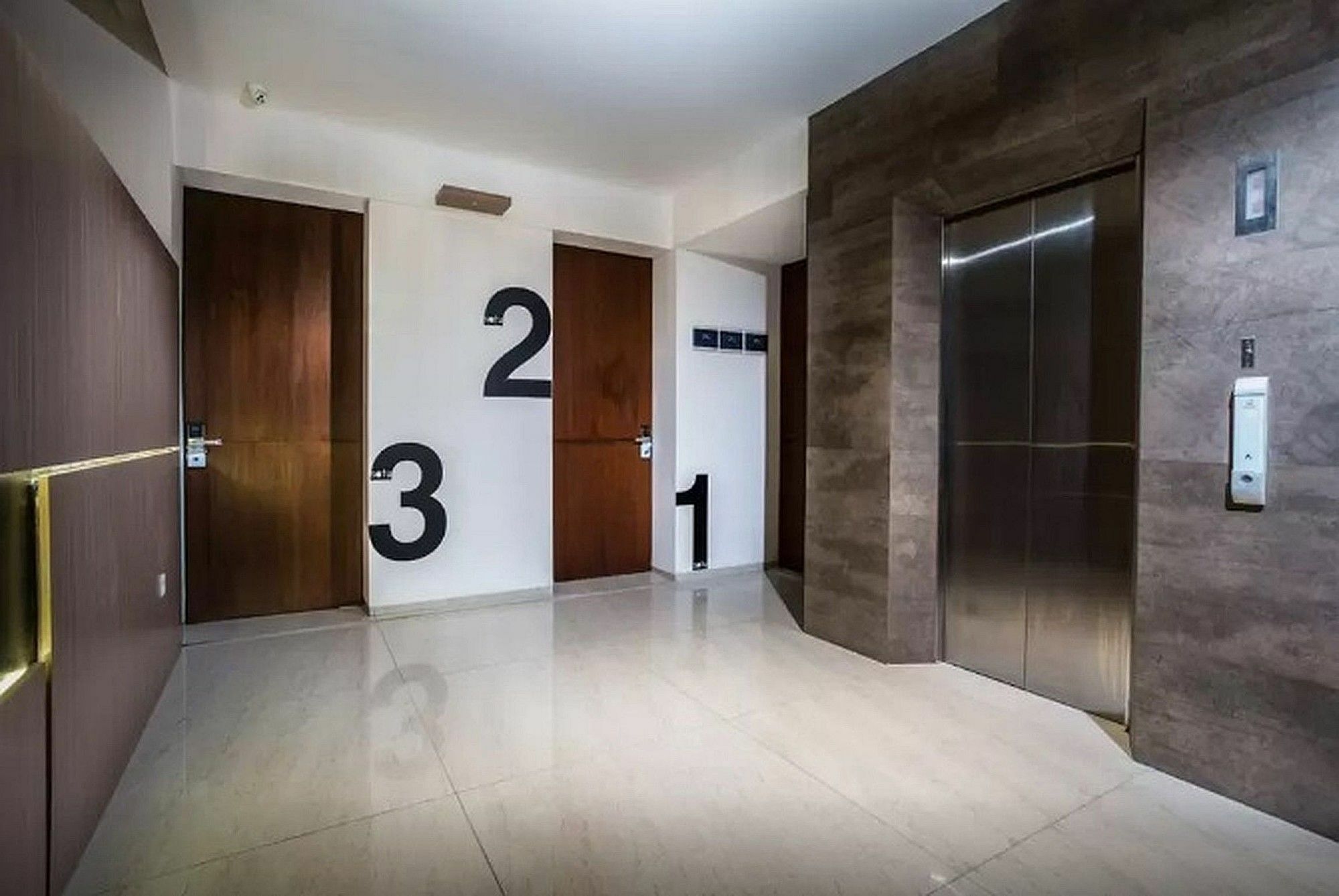 Hotel Zen Premium Sampoerna Strategic Square Jakarta Exterior foto